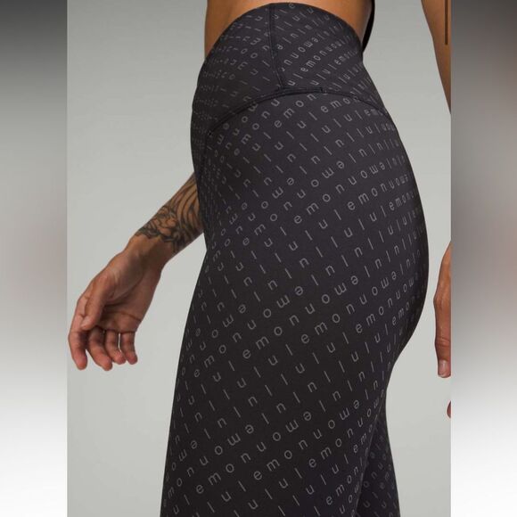 Lululemon Wunder Train High-Rise Tight 25.5” RARE SPELLOUT - Picture 6 of 8